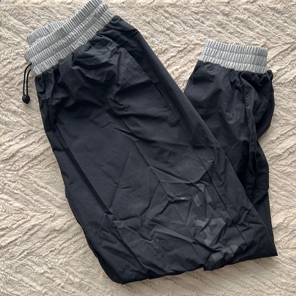 Fabletics Windbreaker Pants